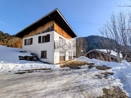 chalet 3 pièces de 80m2 habitable à la giettaz