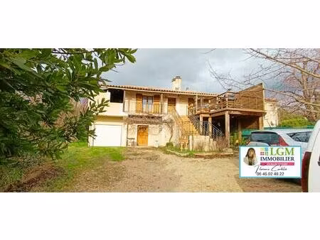 maison 4 pièces  2 terrasses  garage et grandes dépendances au rez-de-chaussée sur 645m² d