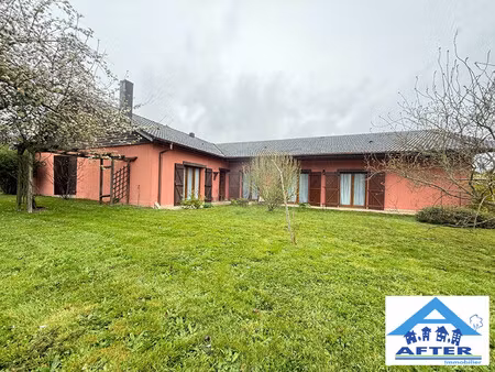 maison de plain-pied 203 m²