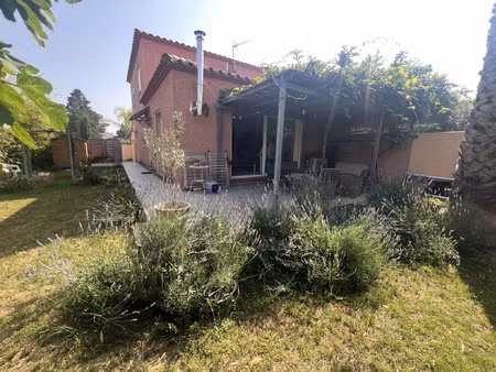 charmante maison 3 faces : calme  confort et modernité à riv