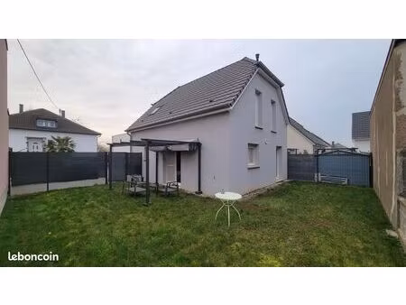 maison 4 pièces 85 m²