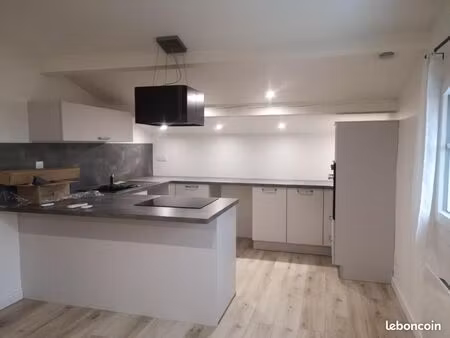 appartement 3 pièces 82 m²