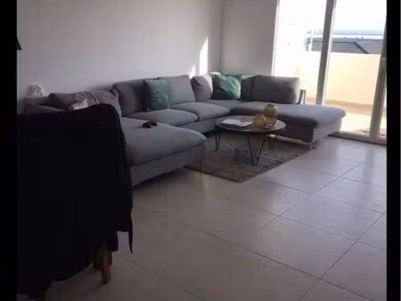 loue f3 à borgo 72m2 790