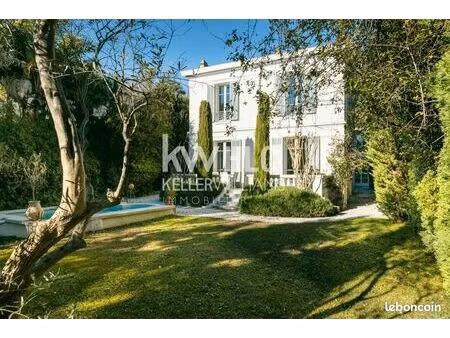 villa 5 pièces 138 m²