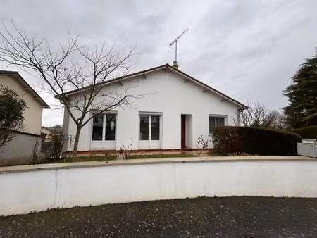 vente maison à cerizay (79140) : à vendre / 95m² cerizay