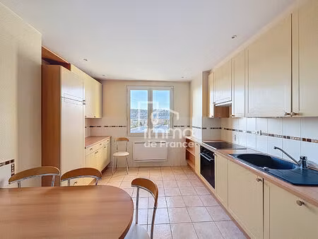 appartement oyonnax 3 pièce(s) 72 m2