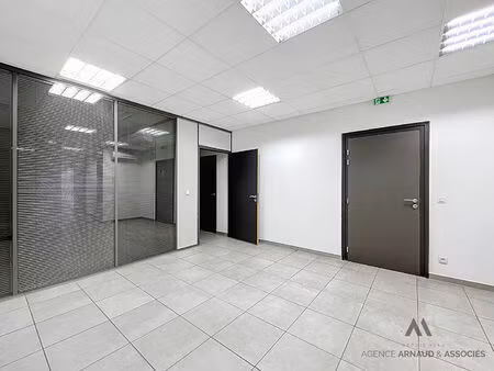 bureaux la seyne sur mer 203 m2