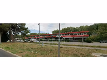 lattes - droit au bail - local commercial 130 m² sur axe à fort passage