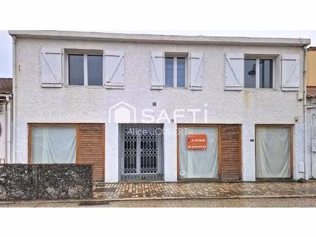 commerce et habitation au coeur du centre-ville