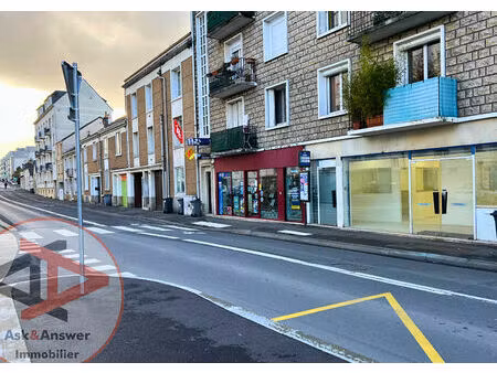 local commercial tours 6 pièce(s) 200 m2