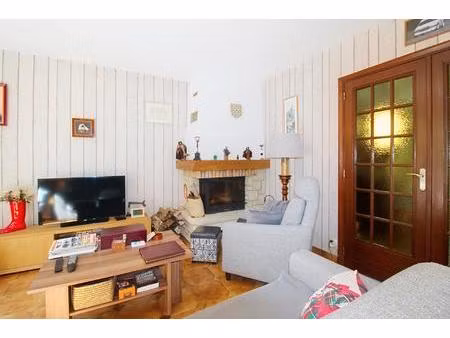 maison familiale au calme avec grand jardin