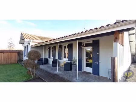 lege: maison 2 chambres studio et piscine