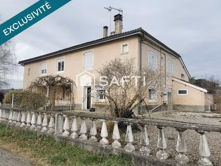 une chaleureuse maison de famille en campagne