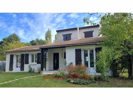 maison landeronde 7 pièce(s) 162 m2