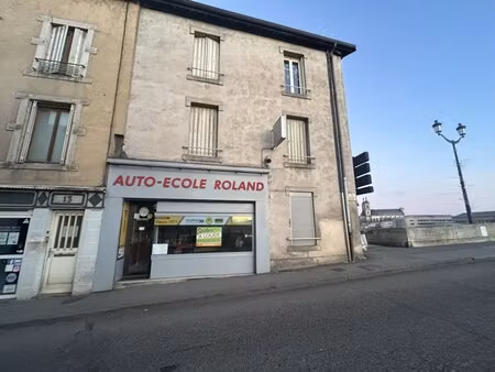 à louer local commercial 48 m² – 690 € |pont-à-mousson
