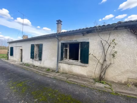 vente maison 4 pièces 90 m² à mosnac-saint-simeux (16120)  64 200 €