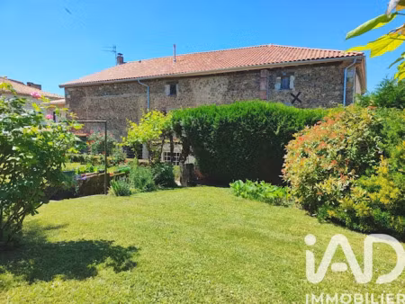 vente maison 8 pièces 235 m² à terres-de-haute-charente (16270)  124 500 €