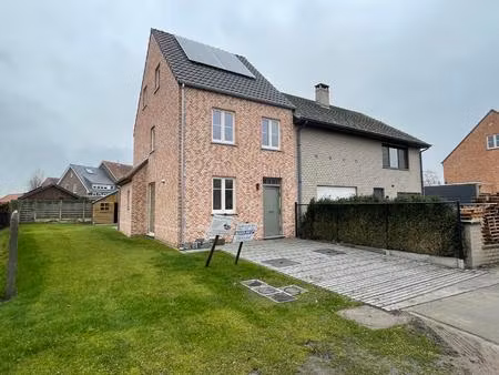 huis te huur in hoogstraten met 4 slaapkamers