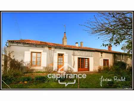 vente maison 5 pièces 144 m² à champigny en rochereau (86170)  139 500 €