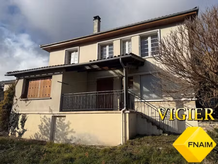 vente maison 6 pièces 132 m² à figeac (46100)  148 100 €