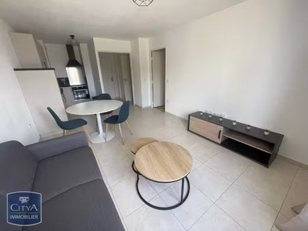 appartement à louer 2 pièces 39.84 m² - blois (41) - 660€