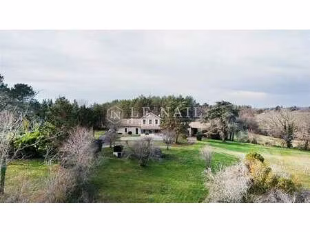 maison de luxe à vendre à bergerac : 1 150 000 € | 360m²