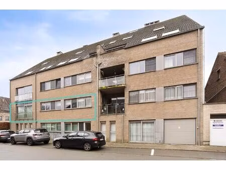ruim appartement met 2 ruime kamers en terras te merchtem