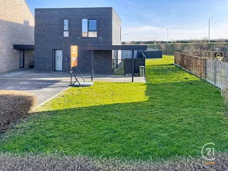 recente en instapklare starterswoning in een rustige buurt.