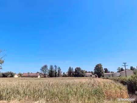 terrain 706 m² cuisery