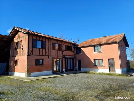 maison 6 pièces 132 m²