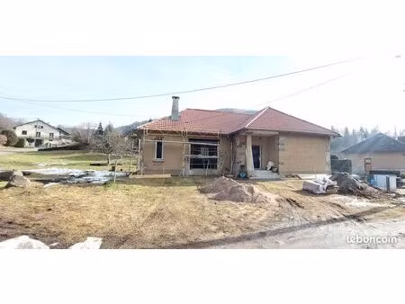 pavillon 4 pièces 106 m²