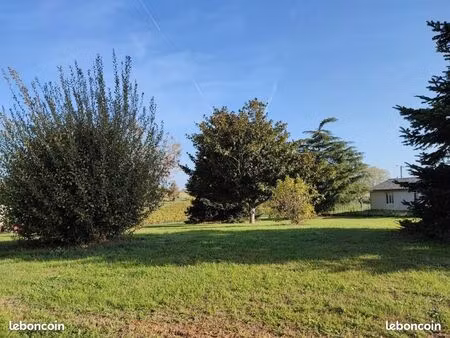 terrain 700 m² sadirac