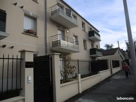 av bel appartement t2 42 m² a vendre melun