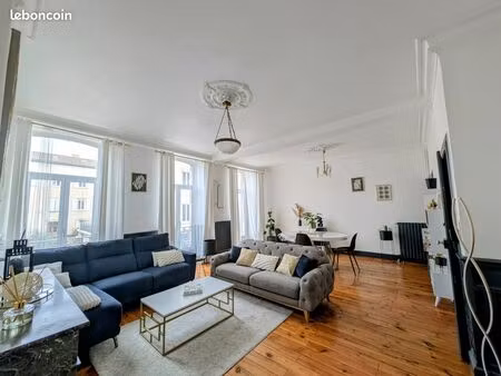 centre-ville de millau - appartement 103m² avec jardin privatif
