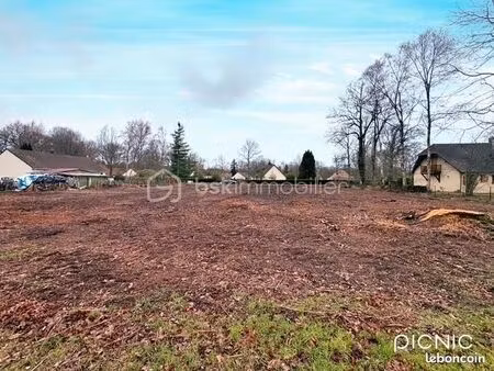 terrain 1 968 m² la ferte frenel