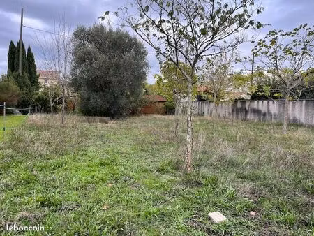 terrain 780 m² leguevin