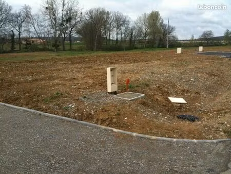 terrain 730 m² tournefeuille