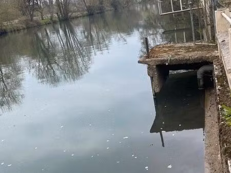 petit coin de paradis au bord de l’eau...