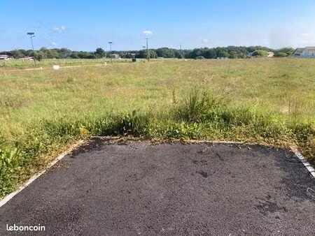 terrain 459 m² saint germain du puch