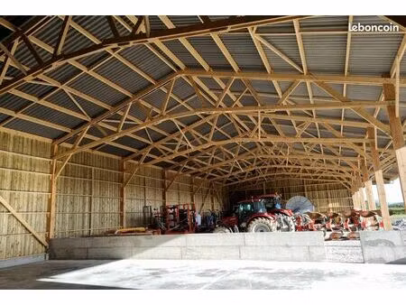 recherche urgent : garage / hangar / stockage ~80 à 150m2 près châteauneuf-du-pape