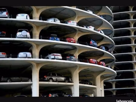 cherche location garage box parking