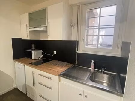 studio 1 pièce 33 m²