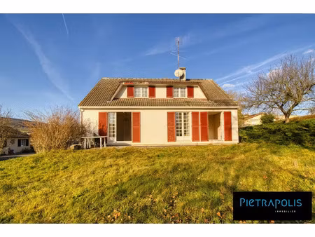 vente maison 5 pièces 139 m² à cluny (71250)  240 000 €