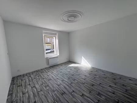 location appartement 2 pièces 39m² joeuf 54240