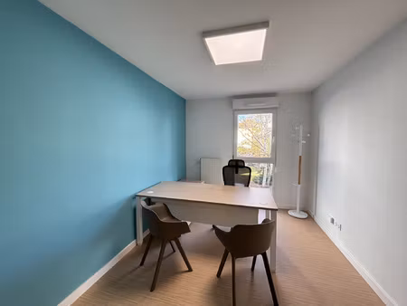 location local professionnel 10m² montigny les metz 57950