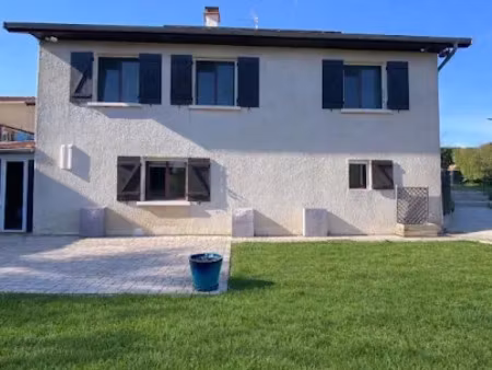 vente maison 5 pièces 113 m² à saint-paul-de-varax (01240)  275 000 €