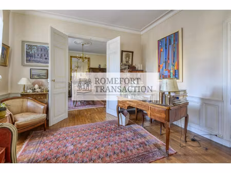 exclusivité : nantes centre - bastile : hôtel particulier