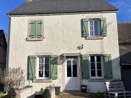 vente maison à lunery (18400) : à vendre / 137m² lunery