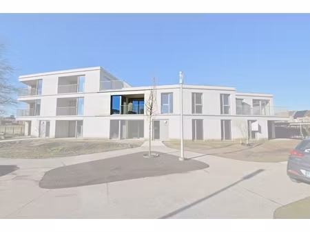 appartement te koop in eeklo met 2 slaapkamers