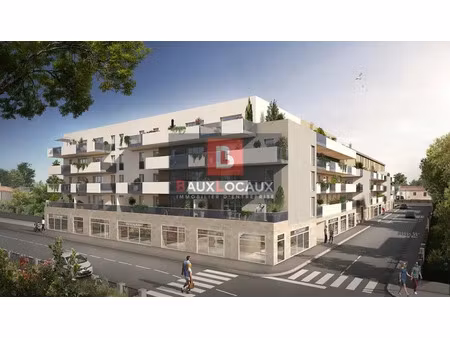 local commercial ou pro a vendre